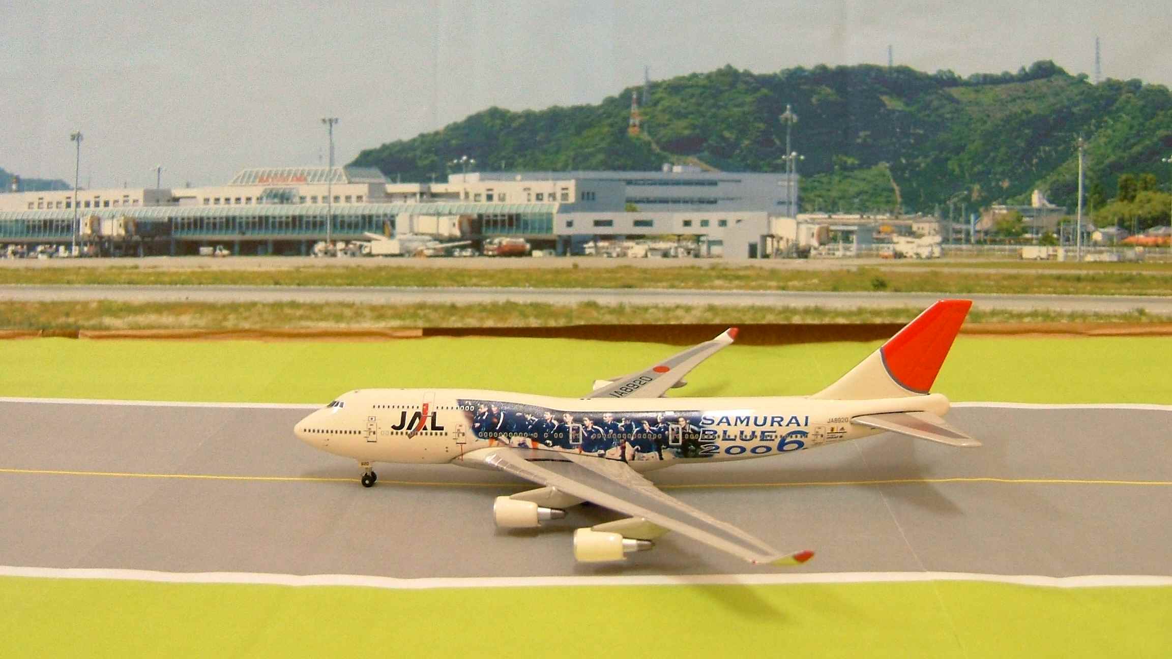 1/400 B-777 JAL SAMURAI BLUE 希少な懸賞品+bnorte.com.br